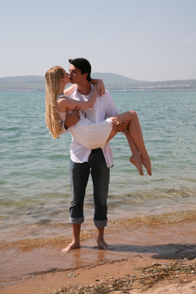 Pareja abrazada