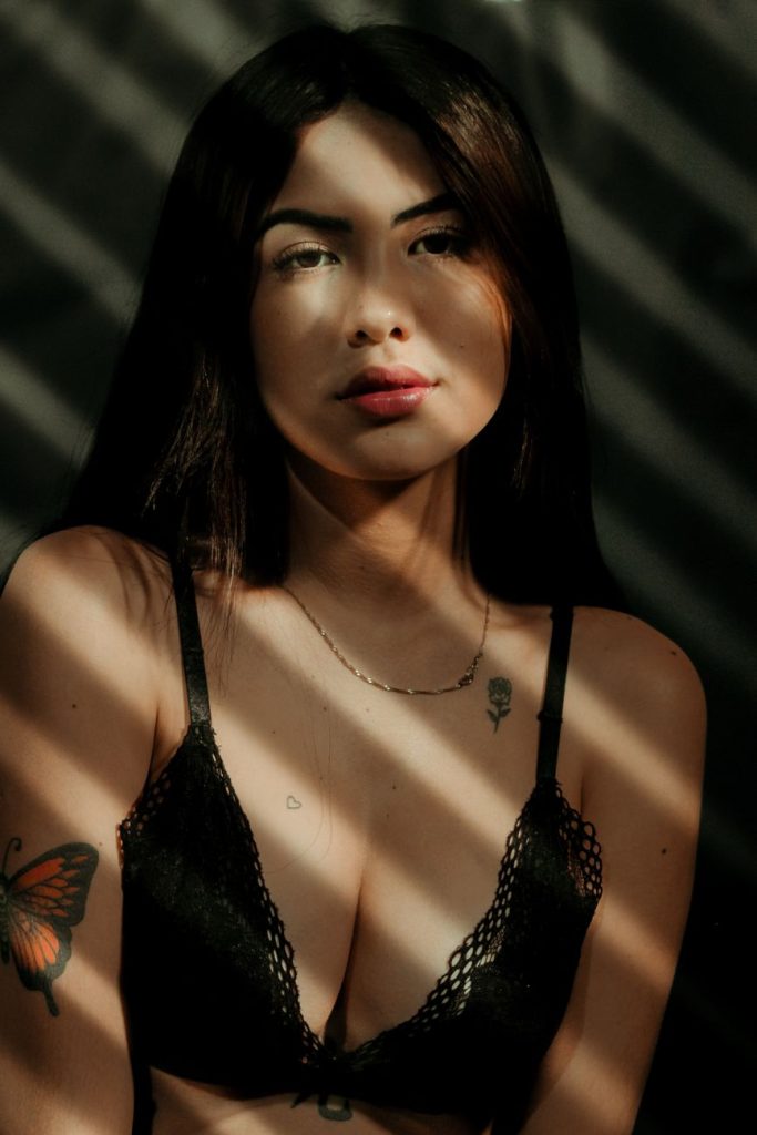 Mujer en lencería