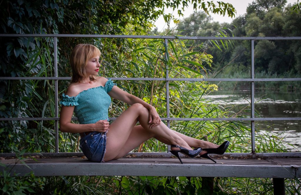 Mujer joven y seductora