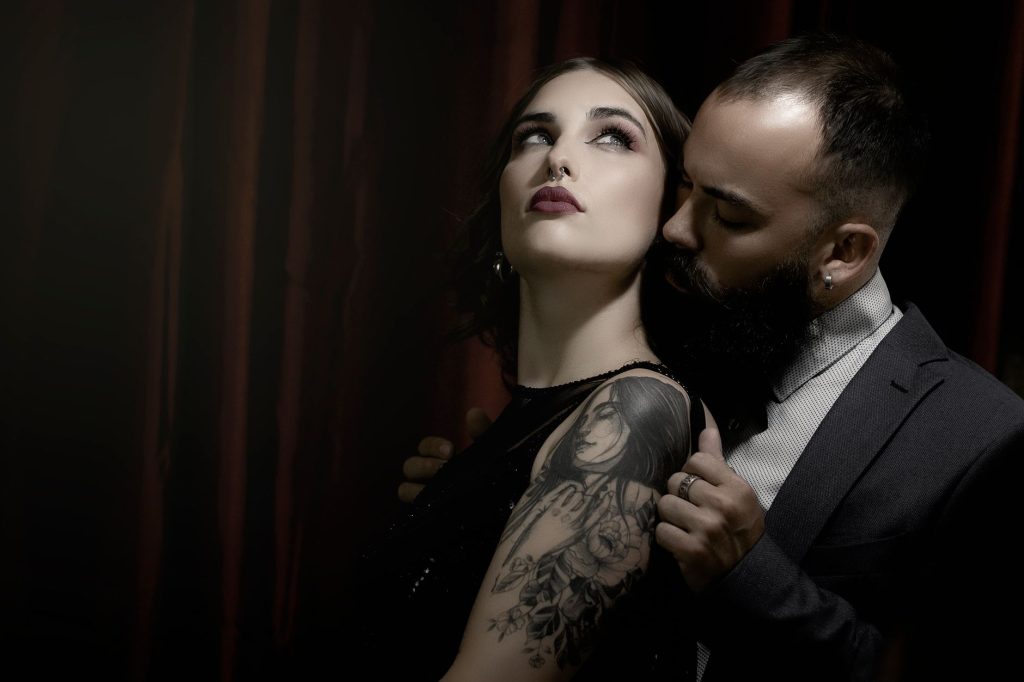 Mujer joven y seductora